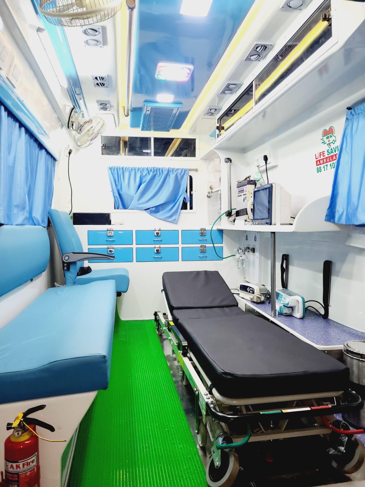Cardiac care ambulance