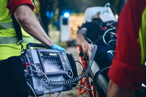 Oxygen support system inside ambulance